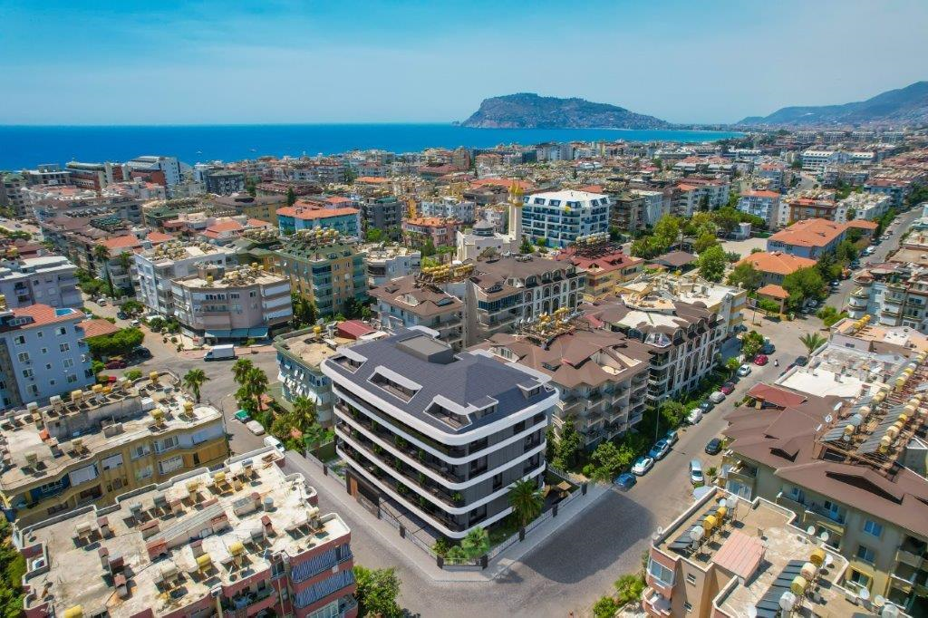 Excellent apartments close to the beach right in the center of Oba, Alanya